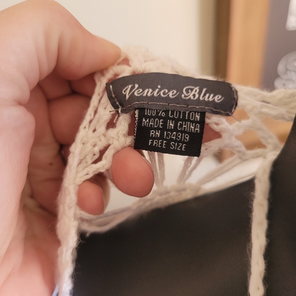 Women's Venice Blue crochet top - Picture 4 of 4